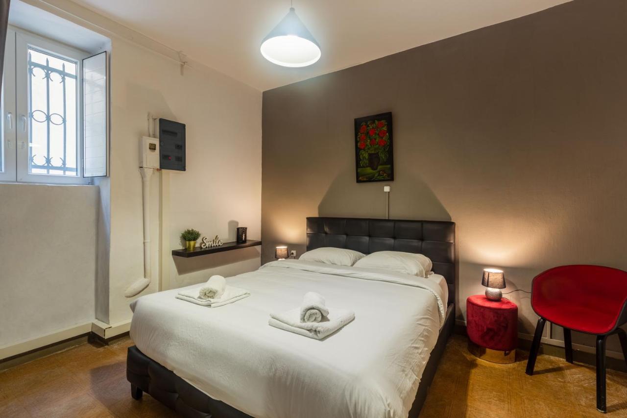 Charming Apartment In The Heart Of Plaka Athén Kültér fotó